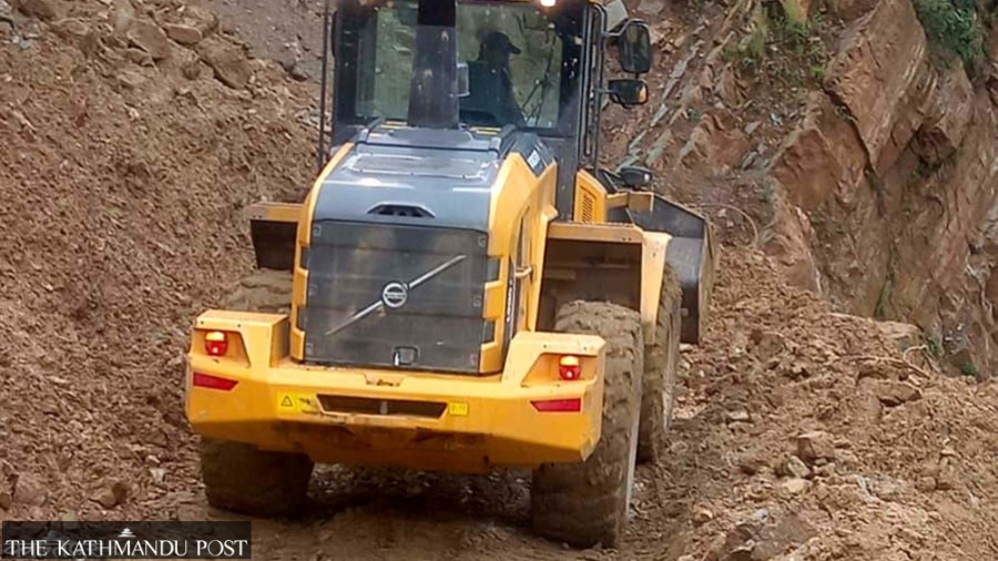 Rapti Highway blocked due to landslide since Sunday evening