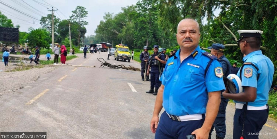 Locals block East-West Highway in Rautahat after fatal hit-and-run