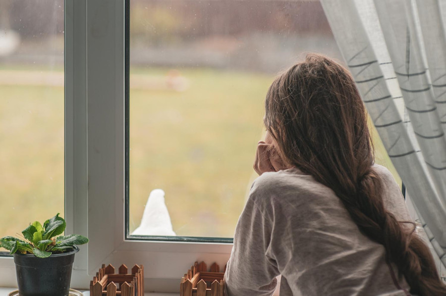 Thin walls, thick accents