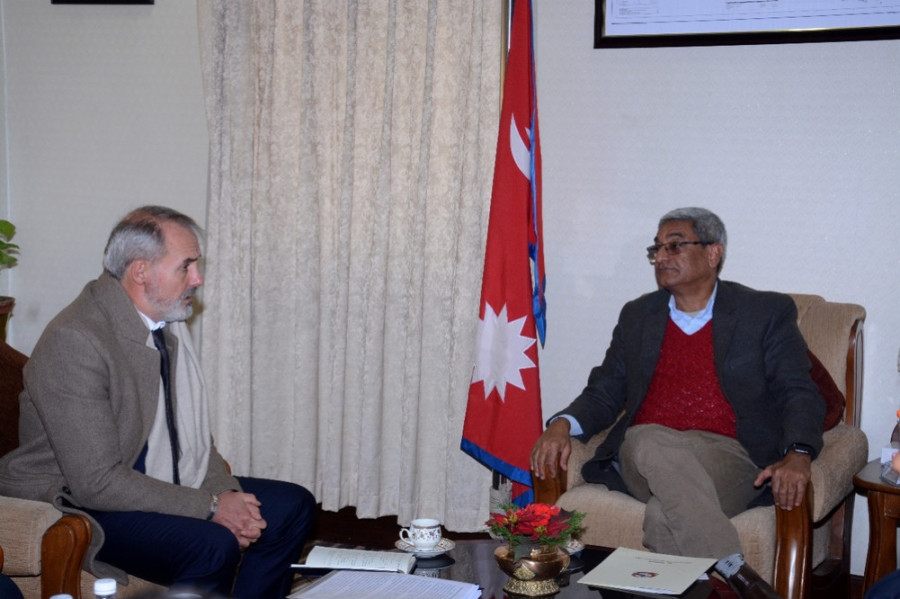 Home Minister Lekhak discusses development projects with ADB country director for Nepal