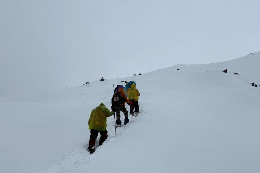 Nepali Army rescues stranded tourists from snow-hit Mustang region