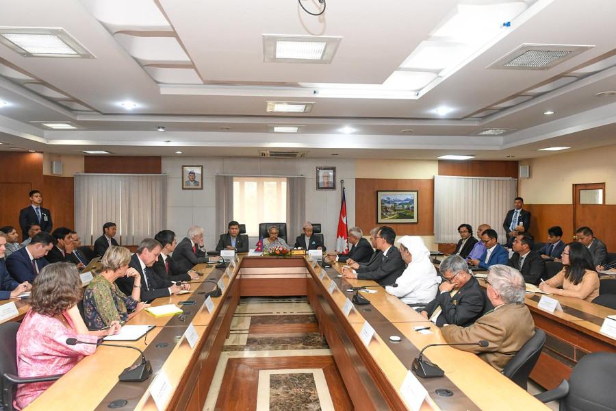 PM promises smooth transition to elected government