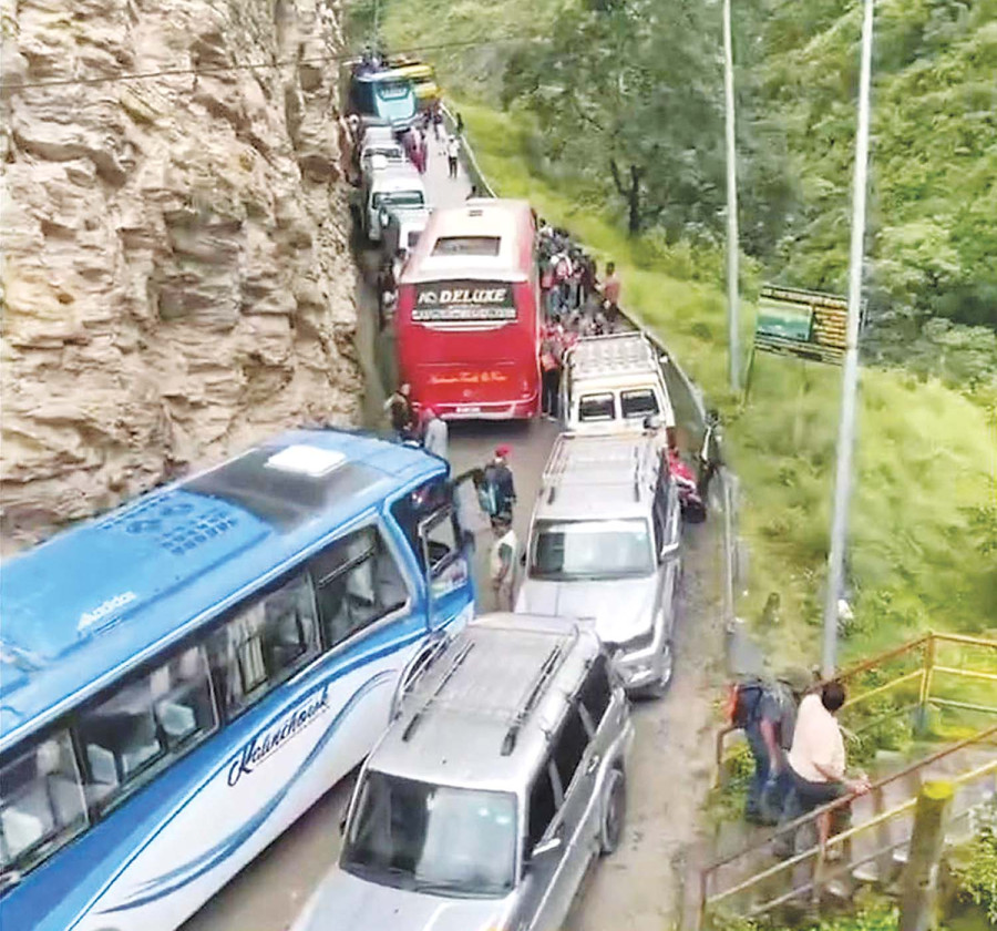 Pilgrims and containers stuck on Nepal-China border roads