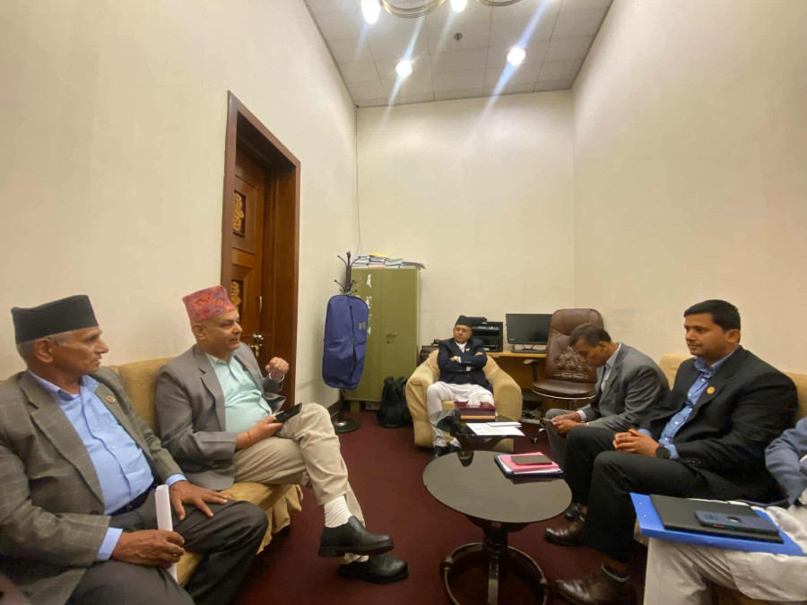 Parliament deadlock over Lekhak continues