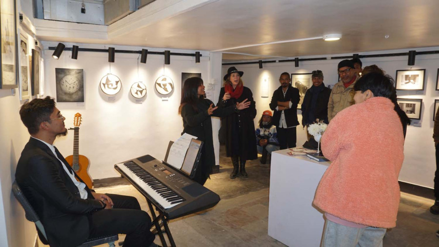 ‘Live Music and Painting Improvisation’ today