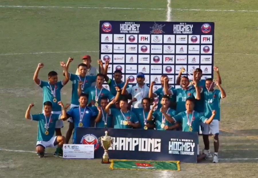 Army win National Hockey Tournament