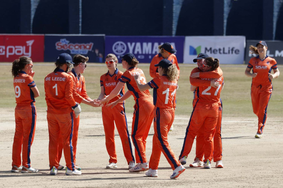 Netherlands win last-ball thriller against Thailand to stay in title race