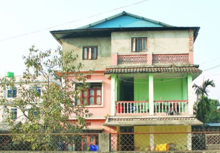 Protesters hurl stones at PM Oli’s house in Damak