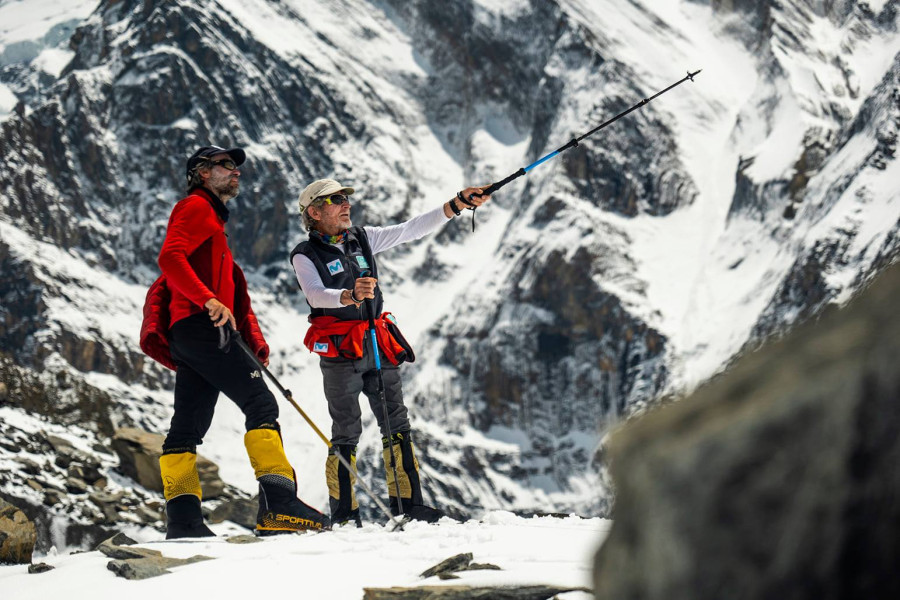 Carlos Soria, 86, becomes world’s oldest climber to summit an 8,000er