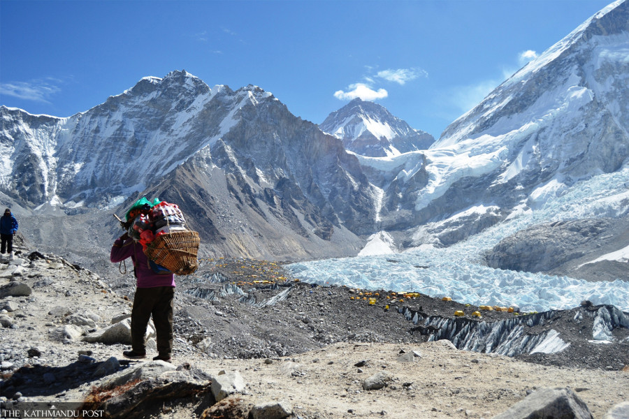 Nepal readies five-year strategy to clean Everest
