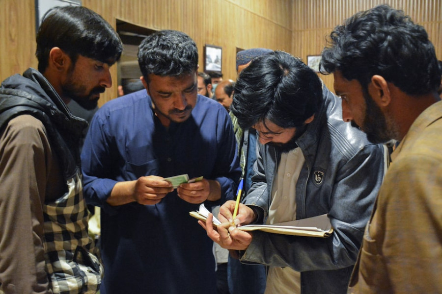 Pakistan train hijack: 155 passengers rescued, others still held hostage