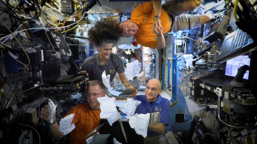 NASA, SpaceX delay flight that was to retrieve stuck astronauts