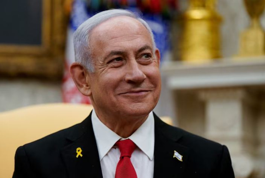 Netanyahu praises Trump plan to move Palestinians out of Gaza