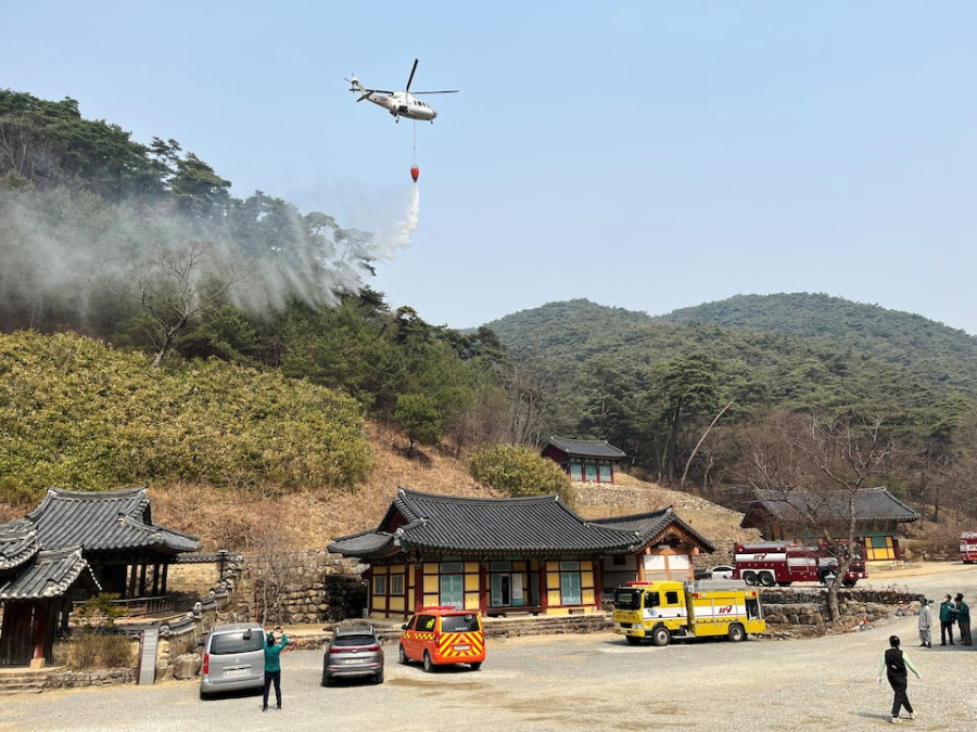 South Korea wildfires continue to rage as new evacuations ordered