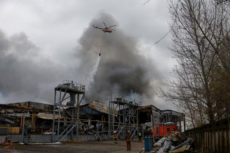 Russian aerial attack on Kyiv kills two, injures 13, Ukraine officials say