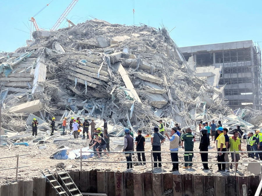 Strong earthquake strikes Southeast Asia, buildings collapse in Myanmar