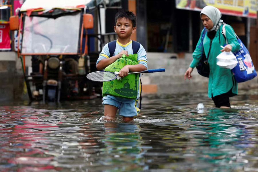 Cities face ‘whiplash’ of floods, droughts as temperatures rise, study warns
