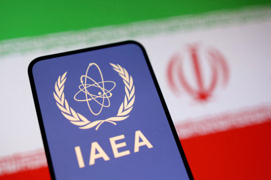 Iran cannot completely cut cooperation with IAEA, foreign minister says