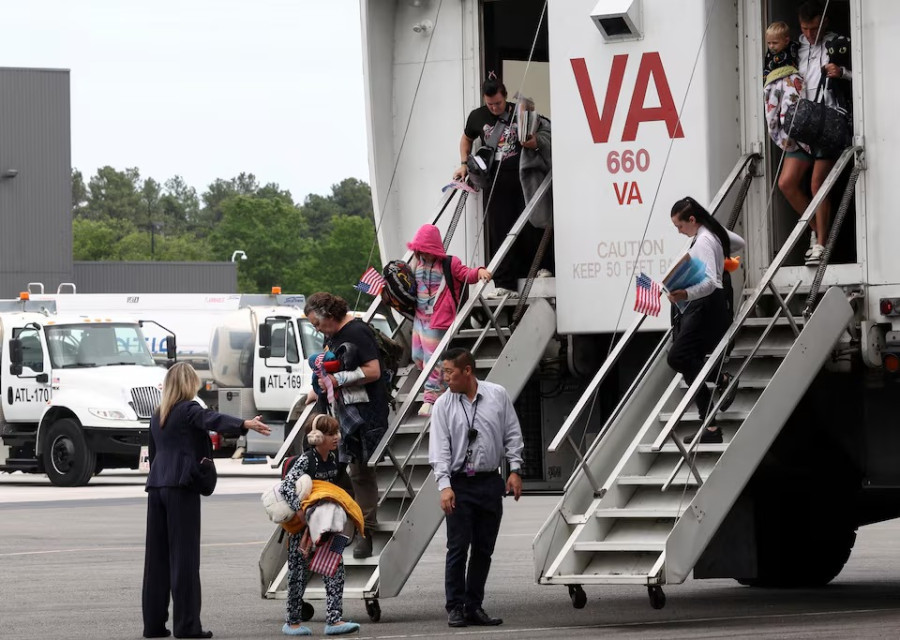 Trump administration weighing refugee cap of 40,000 with focus on white South Africans
