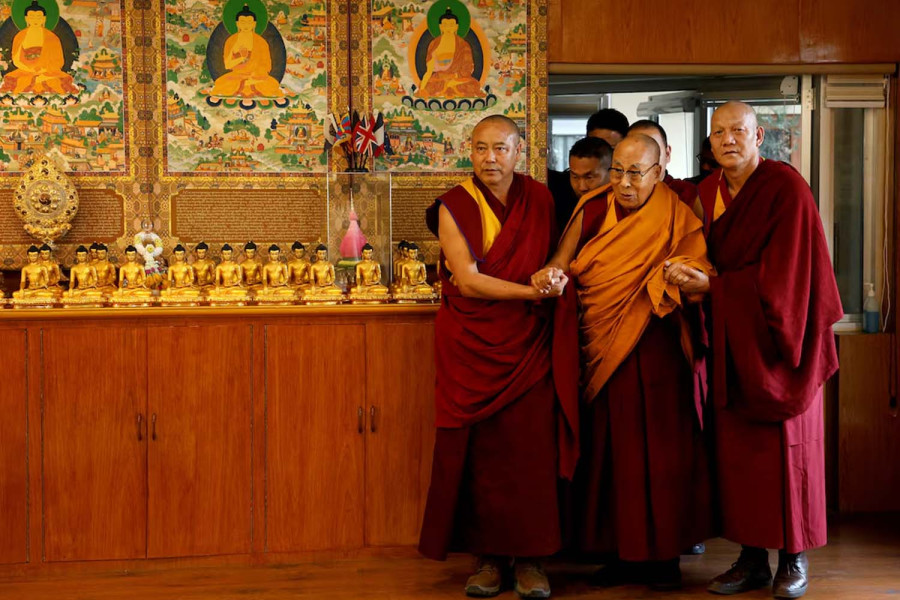 Dalai Lama says his successor to be born outside China